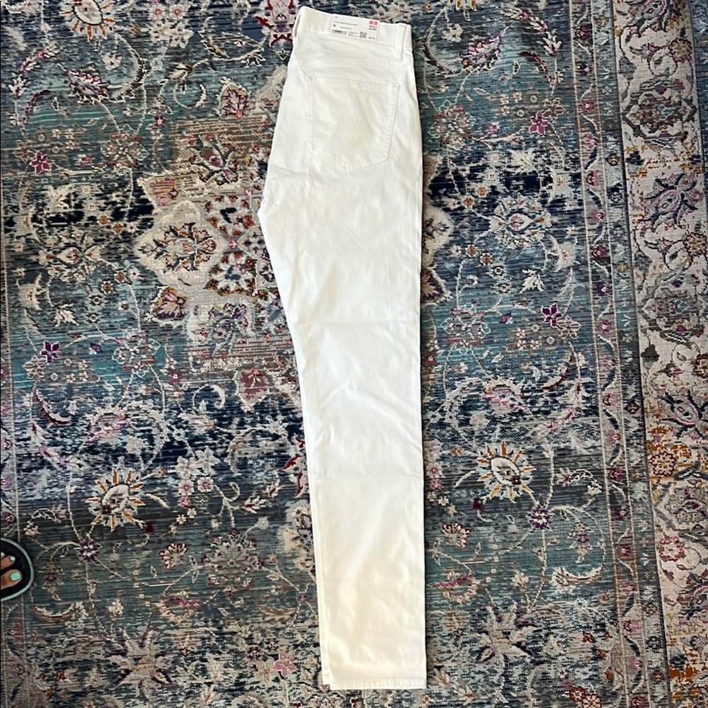 Uniqlo Men - White Stretch Jeans